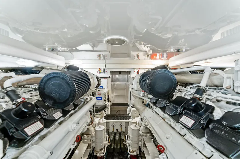 Hog Wild Yacht Photos Pics 