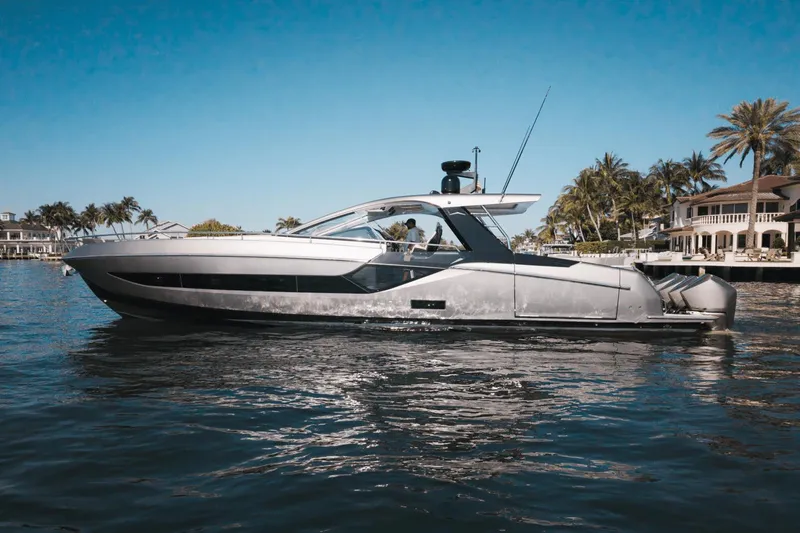  Yacht Photos Pics 