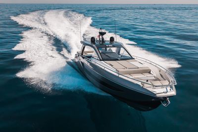 Yacht