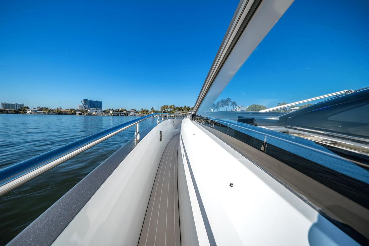 2021 Azimut 47 