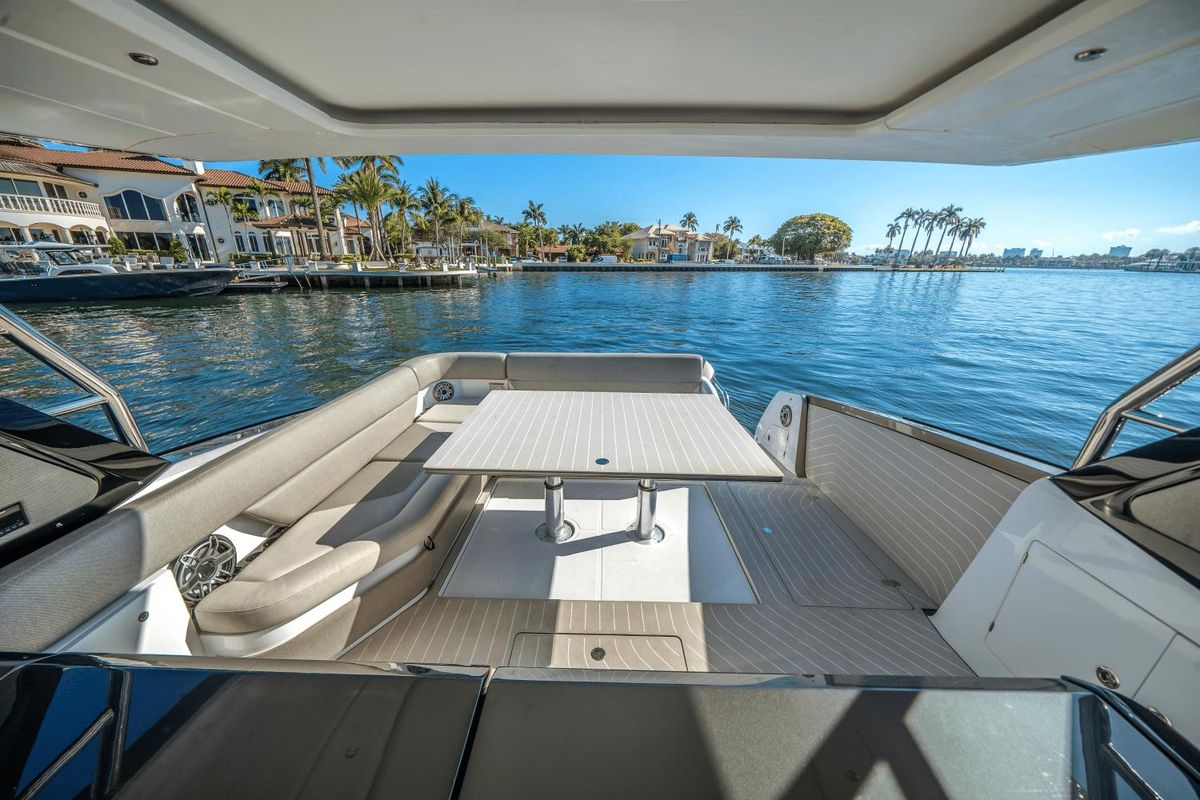 2021 Azimut 47 