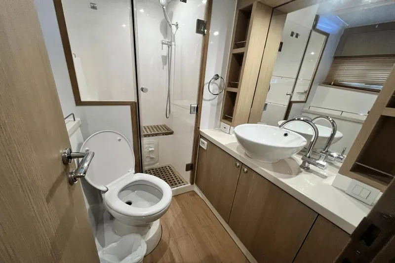 Unobstructed Views Yacht Photos Pics 