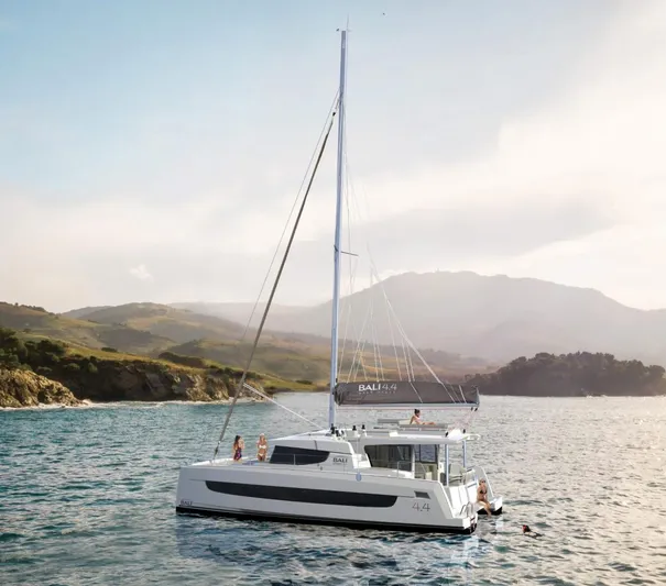 Relentless Yacht Photos Pics 