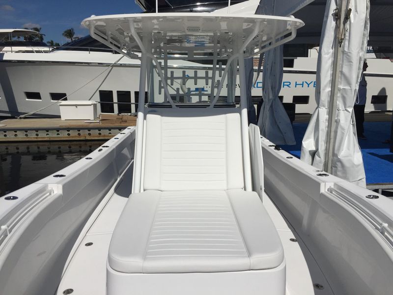 2018 Gulf Stream Yachts 34 CC