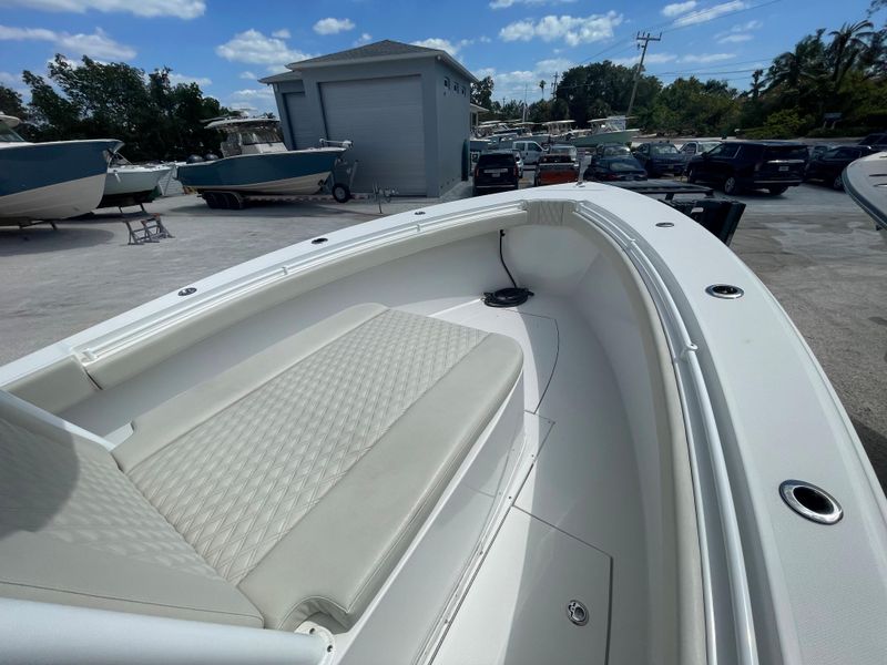 2018 Gulf Stream Yachts 34 CC
