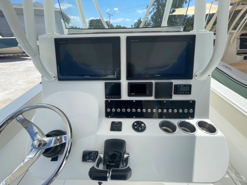 2018 Gulf Stream Yachts 34 CC
