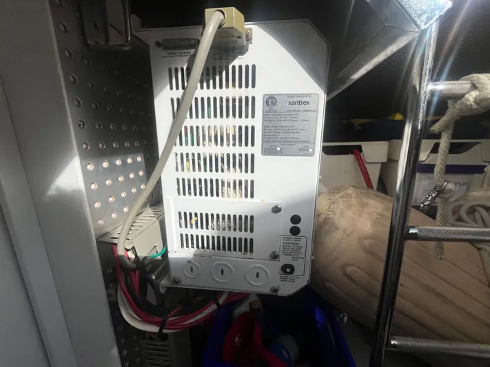 September Song Yacht Photos Pics Xantrex charger in DeFever 55 yacht, year 2007.