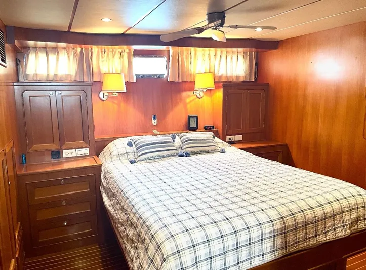 September Song Yacht Photos Pics 