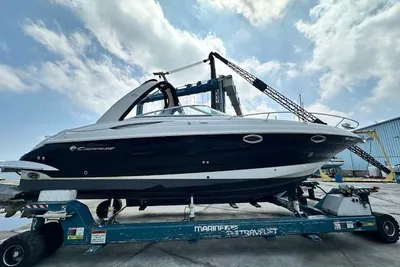 Crownline 325 SCR