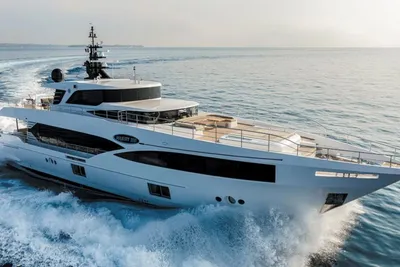 2024 Gulf Craft Majesty 100