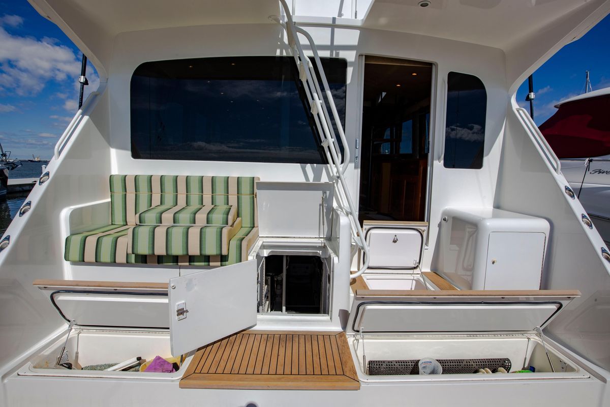 2002 Viking 65 