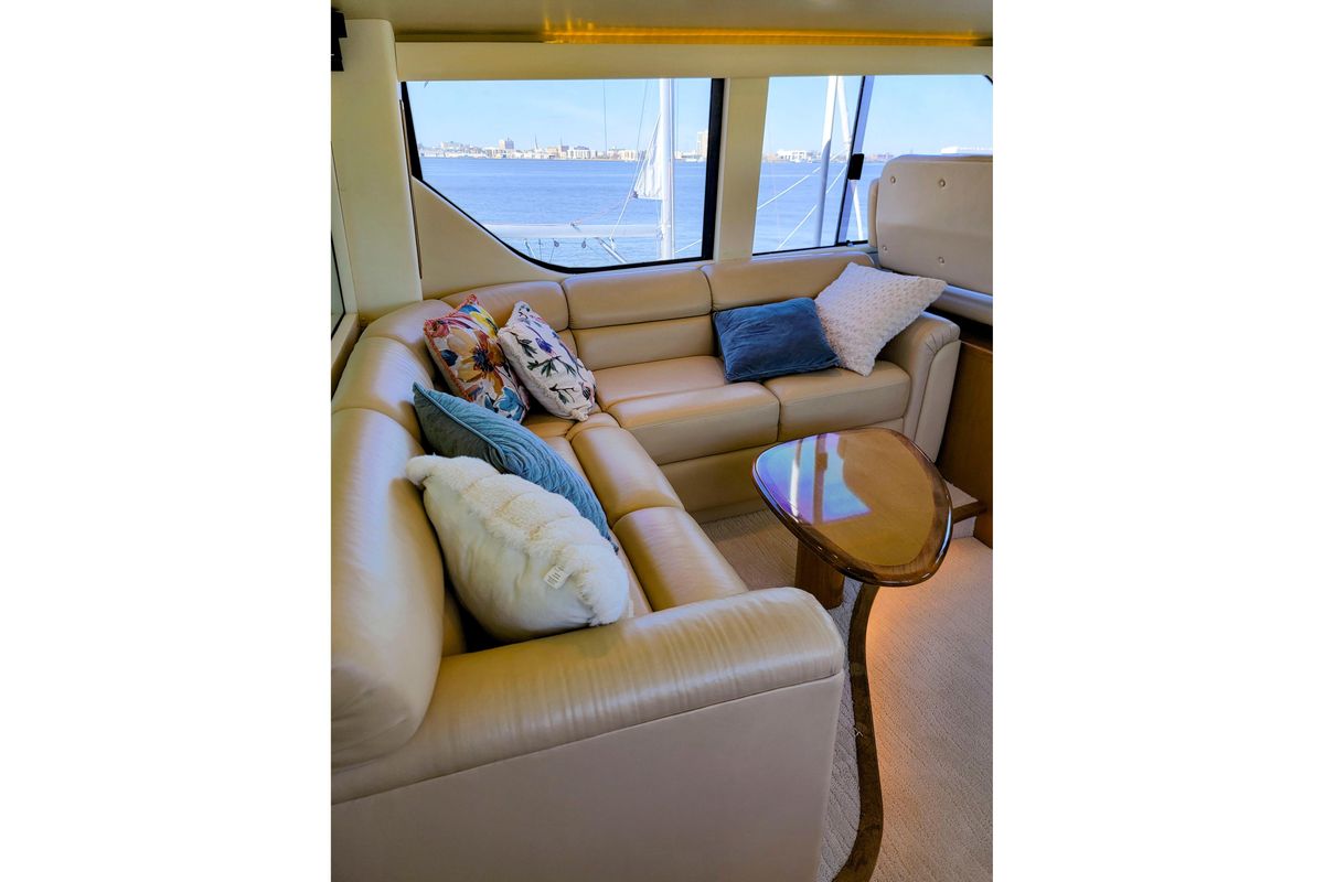 2002 Viking 65 
