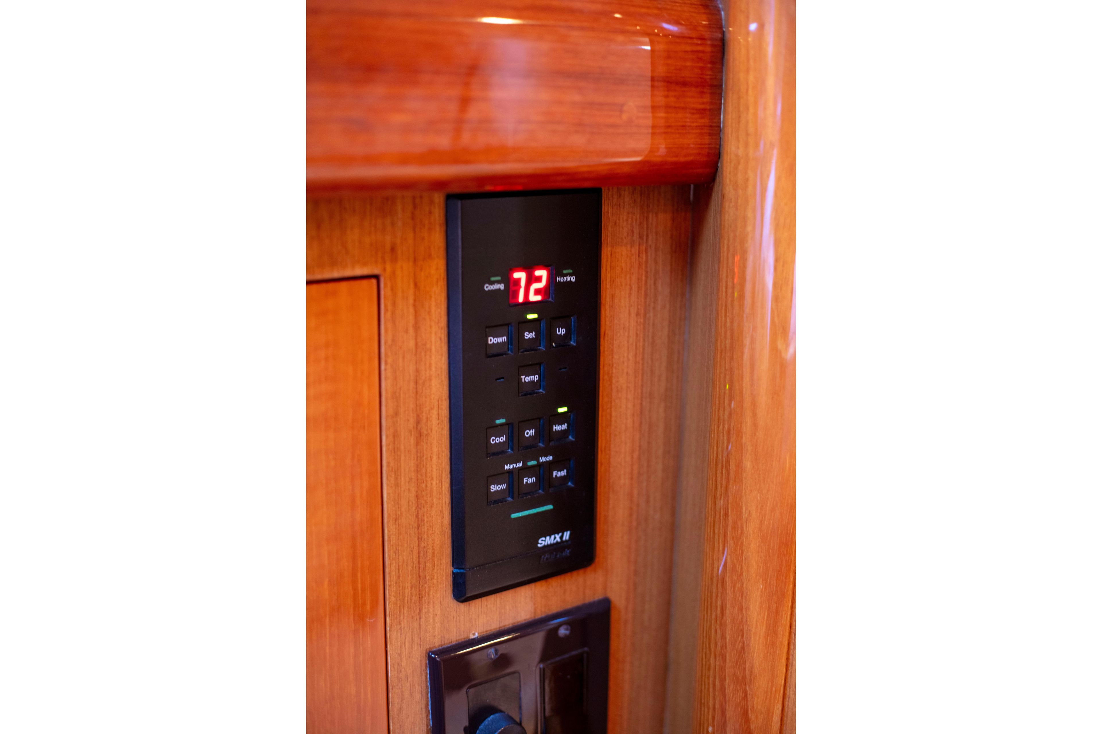 2002 Viking 65 