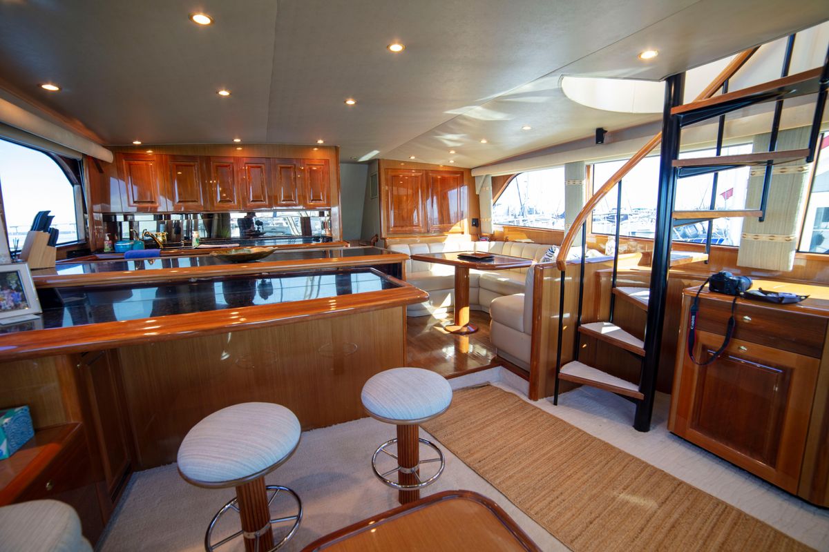 2002 Viking 65 