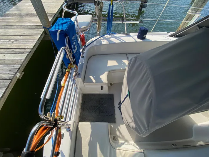 Glamorgan Yacht Photos Pics 2004 Catalina 350 Glamorgan