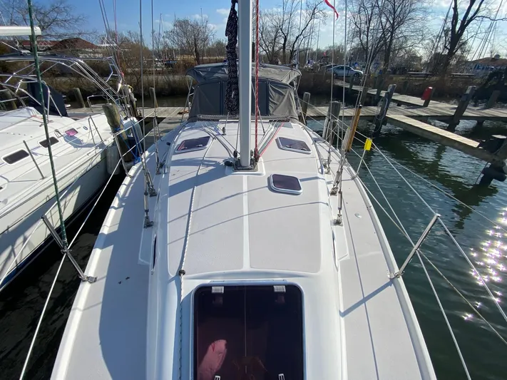 Glamorgan Yacht Photos Pics 2004 Catalina 350 Glamorgan