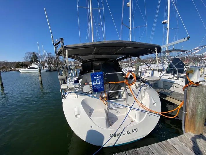 Glamorgan Yacht Photos Pics 2004 Catalina 350 Glamorgan