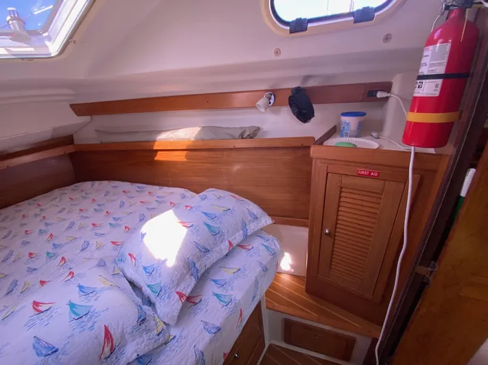 Glamorgan Yacht Photos Pics 2004 Catalina 350 Glamorgan