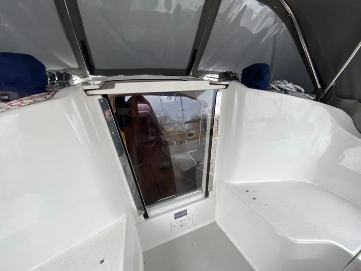 Glamorgan Yacht Photos Pics 2004 Catalina 350 Glamorgan