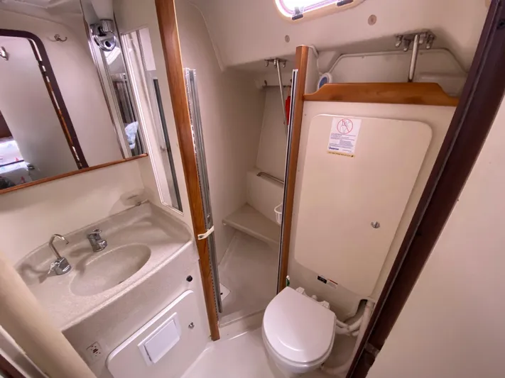 Glamorgan Yacht Photos Pics 2004 Catalina 350 Glamorgan