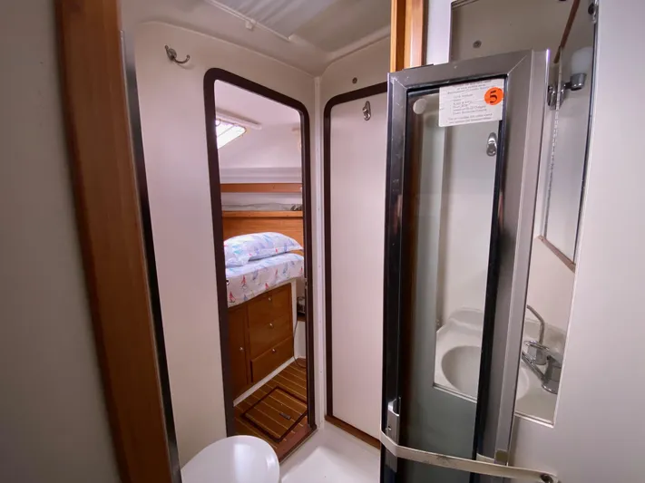 Glamorgan Yacht Photos Pics 2004 Catalina 350 Glamorgan