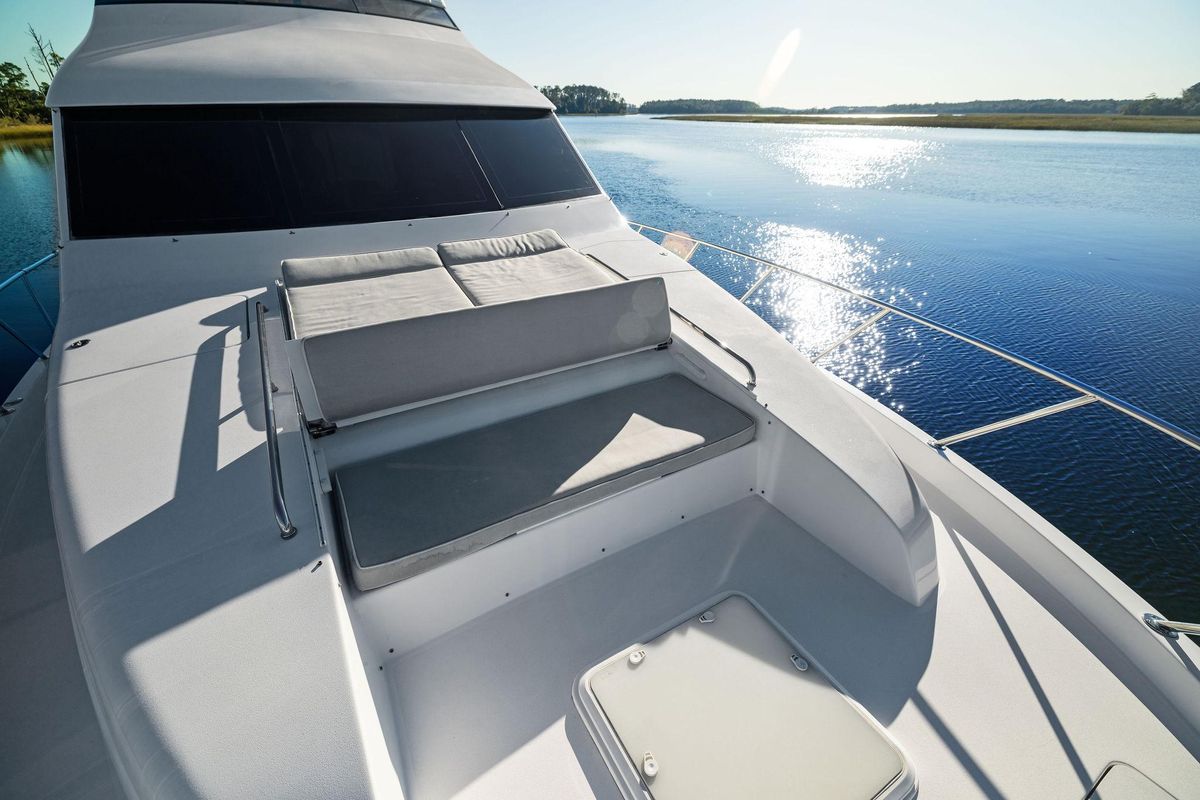 2016 Hatteras 60 