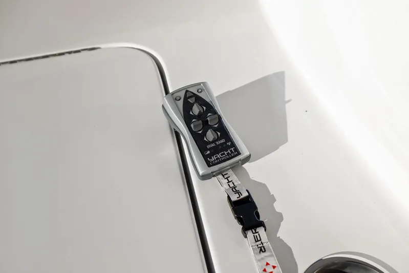 Bonefish Yacht Photos Pics 