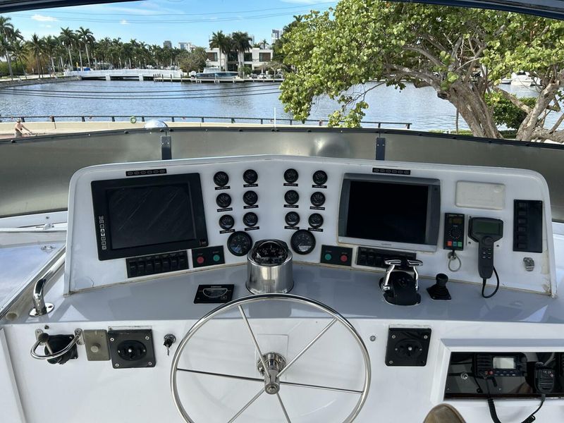 1983 Broward Raised Pilothouse