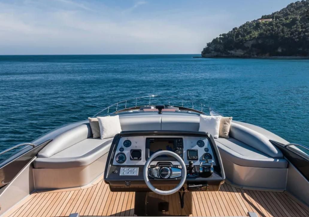 2017 Riva 87 
