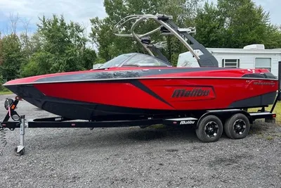 Malibu Wakesetter 23 LSV