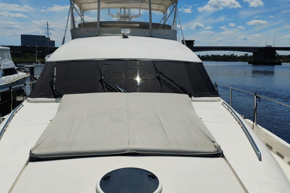 2001 Viking Princess 72 
