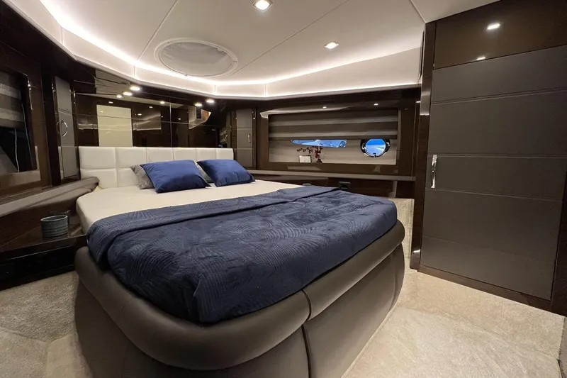  Yacht Photos Pics Manufacturer Provided Image: Manufacturer Provided Image