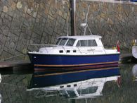 2001 Channel Island 32