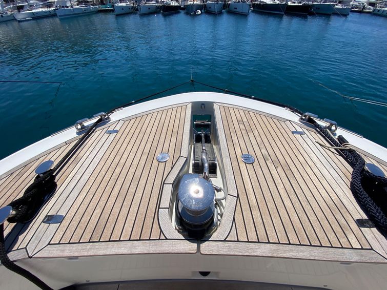 2020-66-monte-carlo-yachts-mcy-66