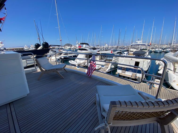 2020-66-monte-carlo-yachts-mcy-66