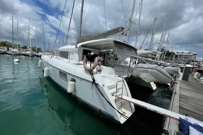 Lagoon 421