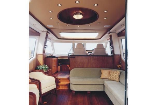 2010 Tiara Yachts 57 