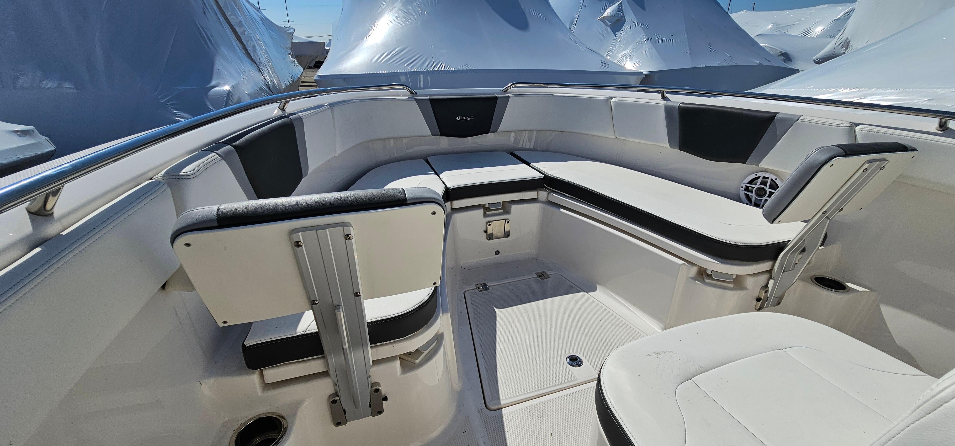 2022 Robalo R272 Center Console Center Console for sale - YachtWorld