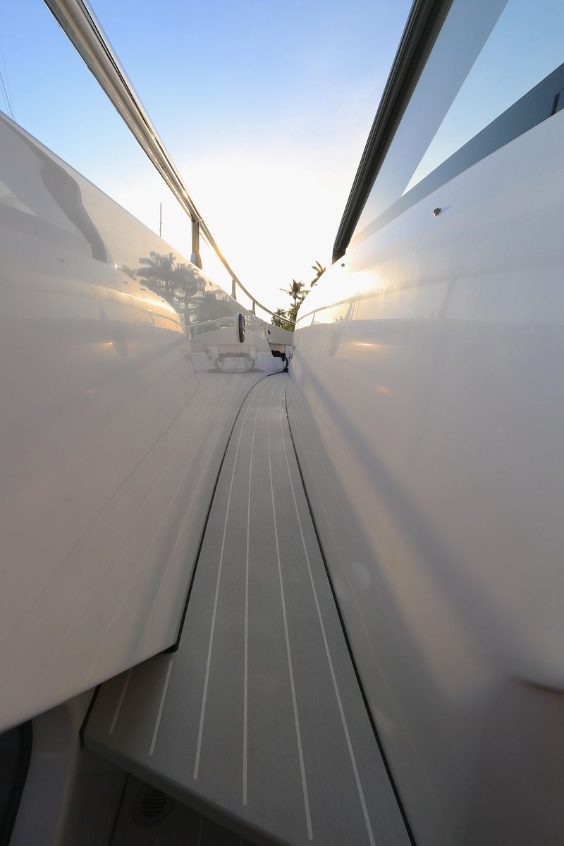 2022 Azimut 47 