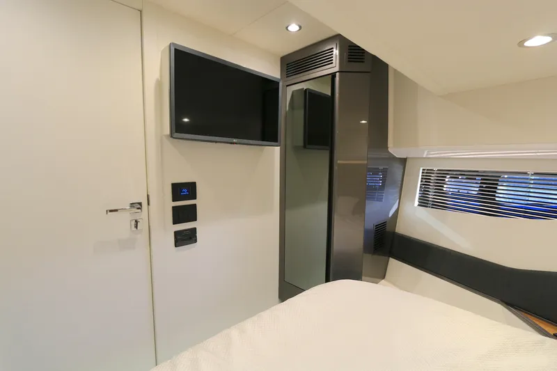 Sapore Di Mare Yacht Photos Pics Interior of 2022 Azimut 47 VERVE yacht cabin with TV and modern design.