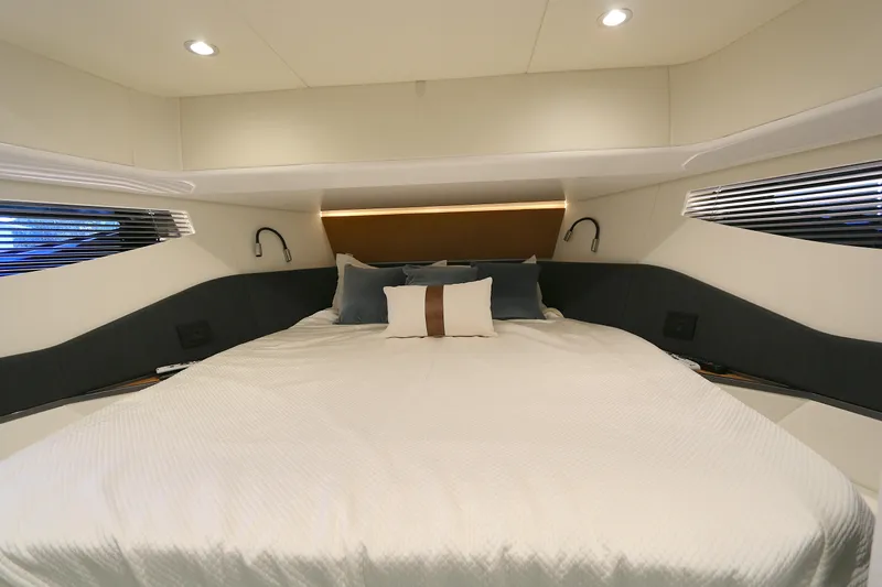 Sapore Di Mare Yacht Photos Pics Luxurious bedroom interior of 2022 Azimut 47 VERVE yacht with modern design.