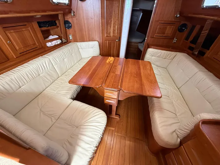 Chapter 9 Yacht Photos Pics 