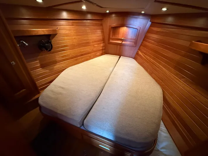 Chapter 9 Yacht Photos Pics 