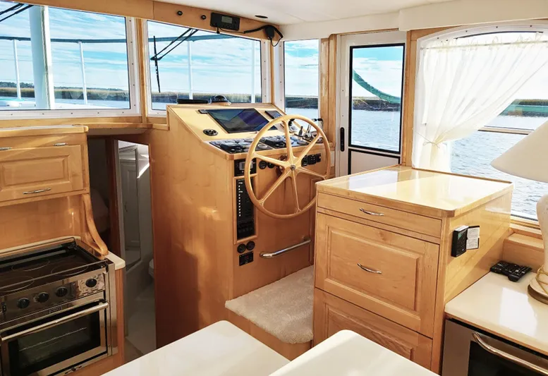 Toni Marie Yacht Photos Pics 