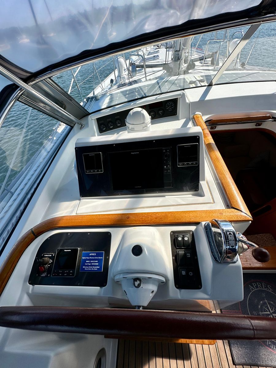2010 Beneteau 59 
