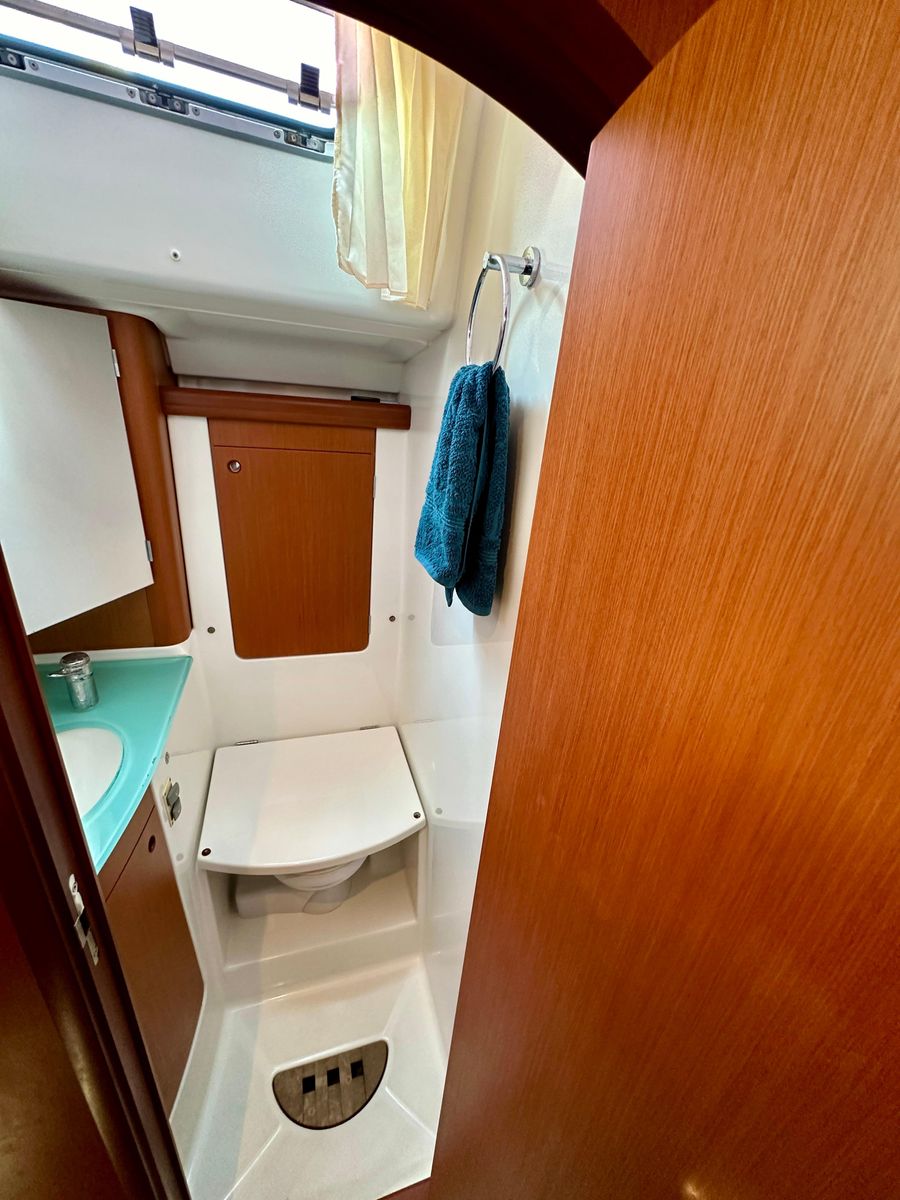 2010 Beneteau 59 