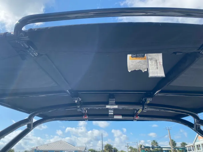  Yacht Photos Pics 2025 Cobalt R8 Ob - Image 14