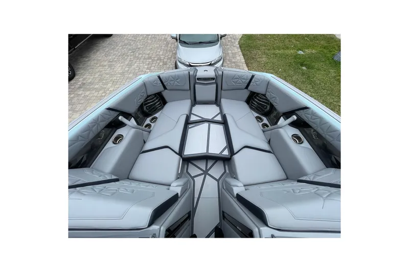Motivated Yacht Photos Pics Luxurious interior of 2025 Nautique Super Air Nautique G23 Paragon boat.