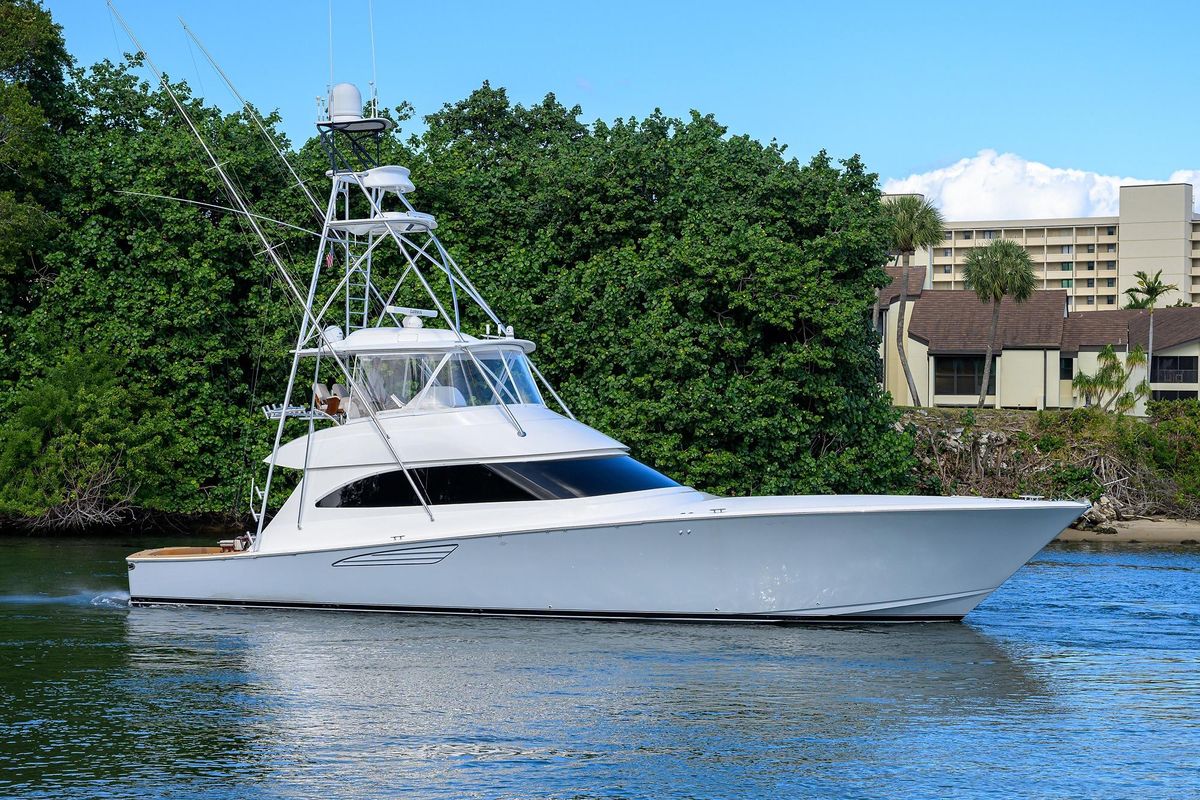 2015 Viking 62 