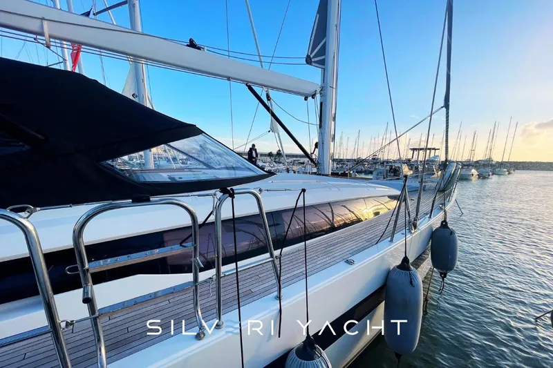  Yacht Photos Pics Jeanneau 65 usato - randa avvolgibile